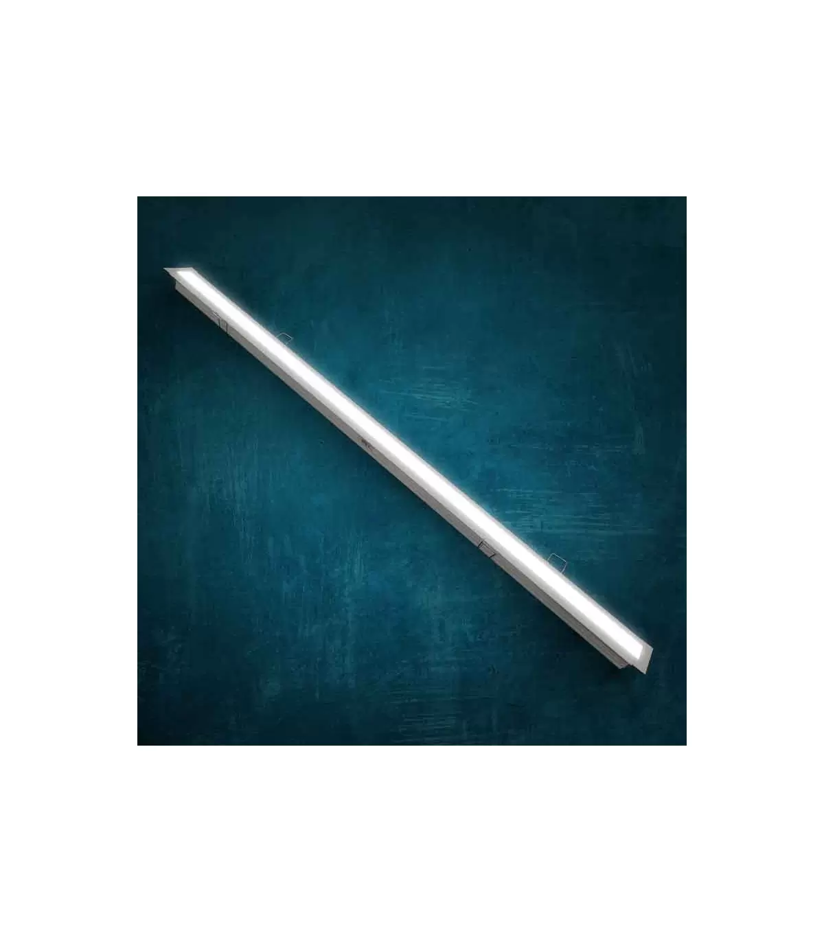 چراغ خطی اکسنت